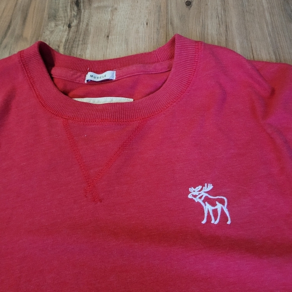 Men's Abercrombie & Fitch Muscle Shirt - Picture 3 of 9